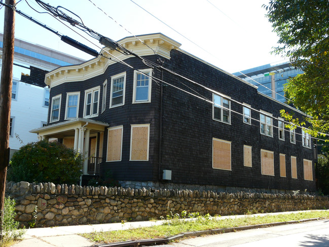 29 Division St in Stamford, CT - Foto de edificio - Building Photo