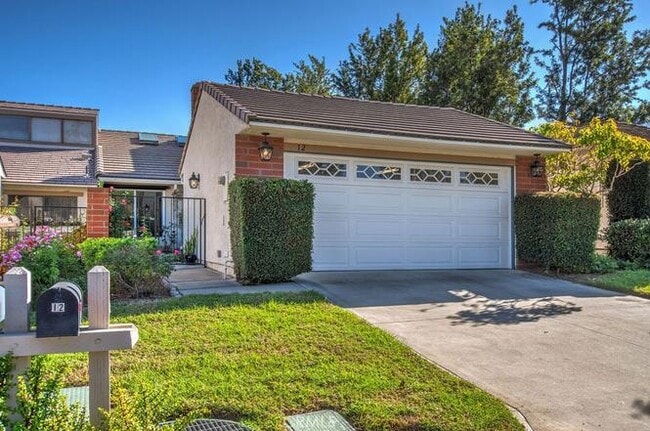12 Gumwood in Irvine, CA - Building Photo - Building Photo