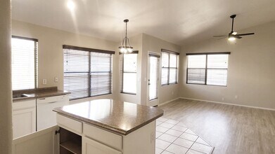 1729 E Pony Ln in Gilbert, AZ - Building Photo - Building Photo