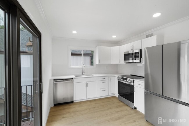 property at 116 Alpine Ct