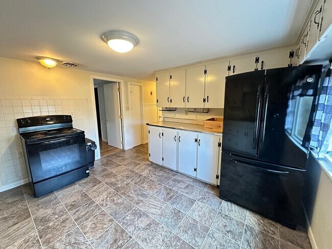 91 W Main St in West Brookfield, MA - Building Photo - Building Photo