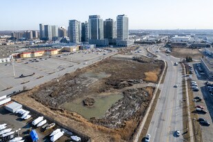 Charisma Condos North and South in Vaughan, ON - Building Photo