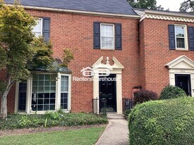 7908 Briar Villa Pl in Atlanta, GA - Building Photo