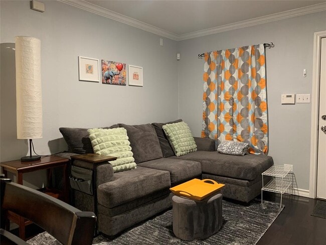 property at 407 E 45th St