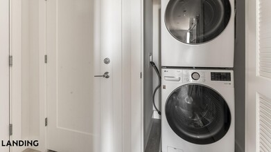 2005 11th St NW, Unit 607 in Washington, DC - Building Photo - Building Photo