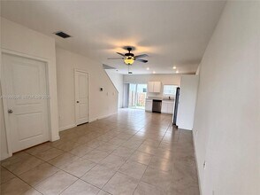 235 NE 3rd Ave in Florida City, FL - Building Photo - Building Photo