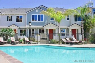 532 Shorebird Way in Imperial Beach, CA - Foto de edificio - Building Photo