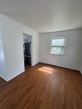 33162 Chincoteague Rd in Wallops Island, VA - Building Photo - Building Photo