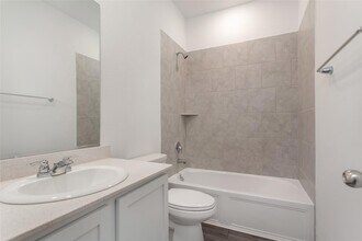 2157 Clarion Dr in Heath, TX - Foto de edificio - Building Photo