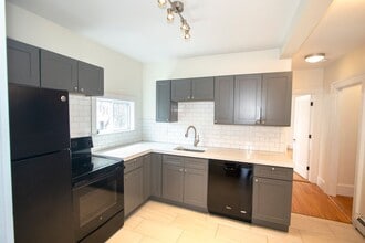 85 Belknap St in Dover, NH - Building Photo - Building Photo