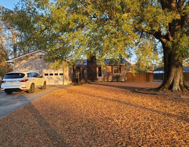 property at 402 Kentucky Ave NE