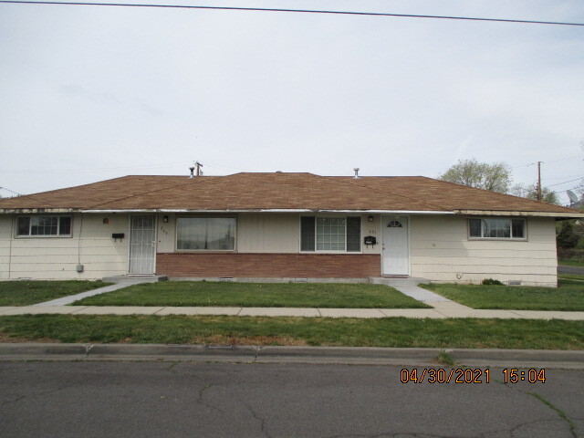 215 Division St in Klamath Falls, OR - Building Photo