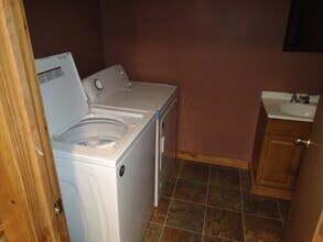 101 Behm Rd, Unit 101 Lower in West Falls, NY - Building Photo - Building Photo