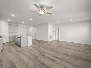 11974 Wisteria Mdws Dr in Willis, TX - Building Photo - Building Photo