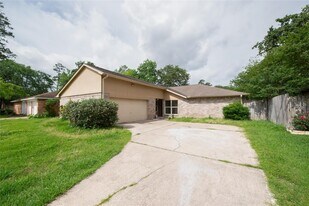 16774 Glen Eagle Dr N in Conroe, TX - Building Photo