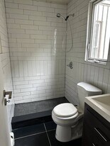 560 Fountain Ave in Brooklyn, NY - Building Photo