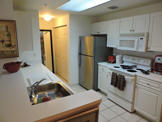 2810 Grande Pky, Unit 113 in Palm Beach Gardens, FL - Foto de edificio - Building Photo