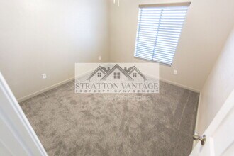 10281 W Arvada Dr in Arizona City, AZ - Building Photo - Building Photo