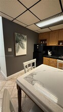 728 SE Park Dr in Hialeah, FL - Building Photo - Building Photo
