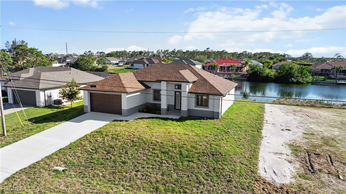 2516 NW 25th Terrace in Cape Coral, FL - Building Photo