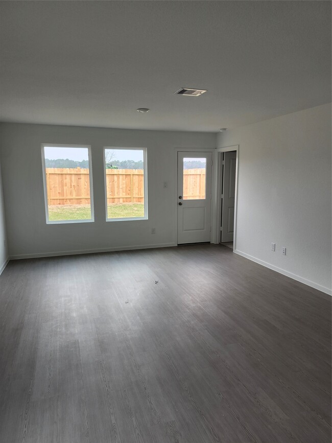 12019 Noble Wood Vlg in Magnolia, TX - Building Photo - Building Photo