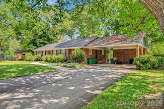 2120 Rocky Knoll Dr in Charlotte, NC - Building Photo - Building Photo