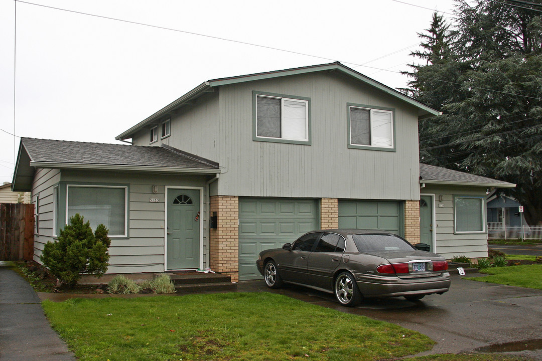 5133 SE Tolman St in Portland, OR - Foto de edificio