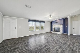 10801 Bradshaw Rd in Austin, TX - Building Photo - Building Photo