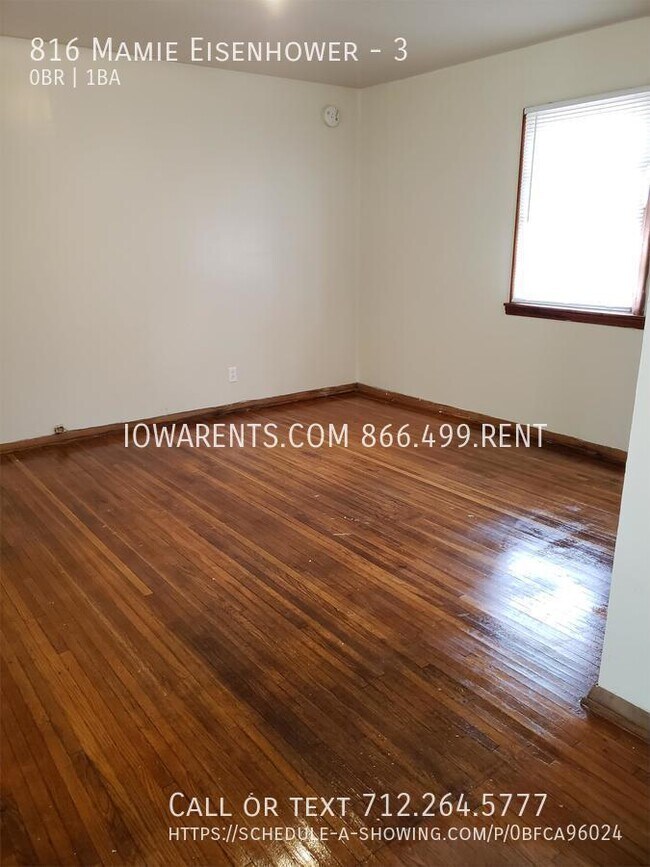 816 Mamie Eisenhower Ave in Boone, IA - Building Photo - Building Photo