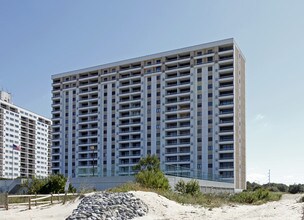 Harbour Gate in Virginia Beach, VA - Building Photo - Building Photo