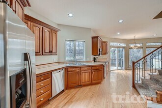 2296 Highwood Ave E in Maplewood, MN - Building Photo - Building Photo