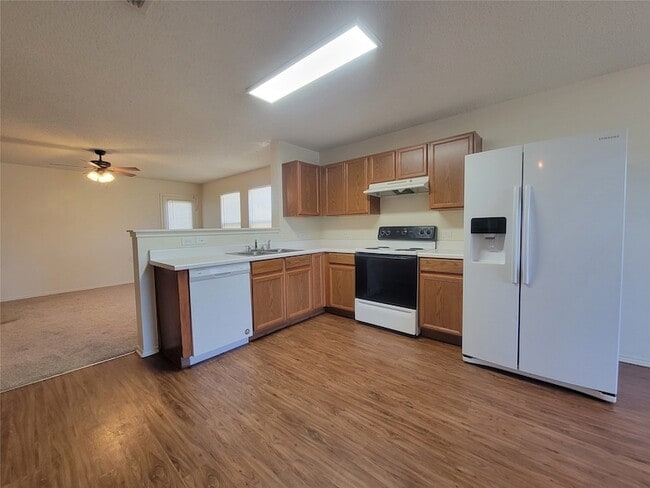 1815 Brookwood Dr in Terrell, TX - Building Photo - Building Photo