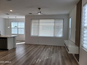 2754 S Apache Dr in Chandler, AZ - Building Photo - Building Photo
