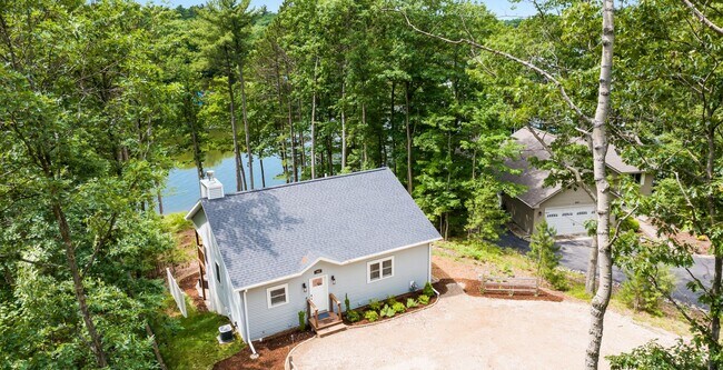 183 Tibbets Dr in Traverse City, MI - Building Photo - Building Photo
