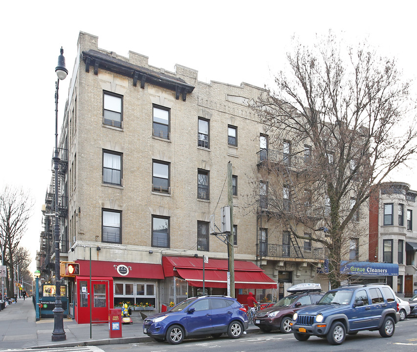 511 9th St in Brooklyn, NY - Building Photo