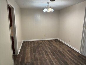 715 Lee Dr in Havelock, NC - Building Photo - Building Photo