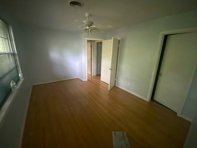 200 Oak Ln in Little Rock, AR - Building Photo - Building Photo