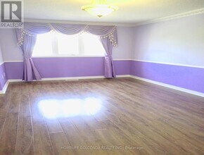 15 Amulet Crescent in Richmond Hill, ON - Building Photo - Building Photo