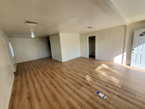 9527 E Ave T-12 in Littlerock, CA - Building Photo - Building Photo