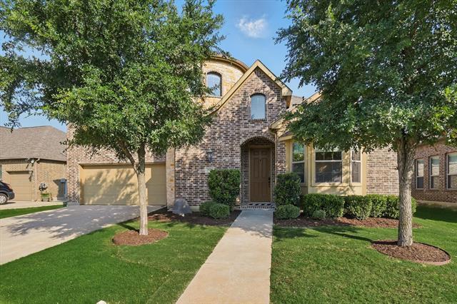 5720 Eagle Mountain Dr in Argyle, TX - Building Photo