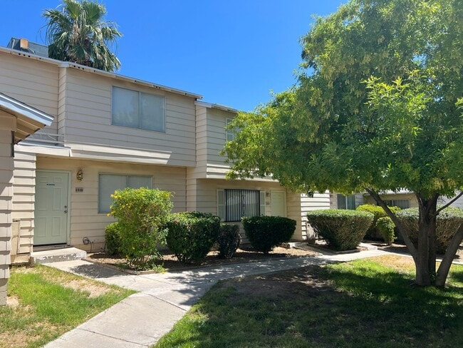 property at 4940 Larkspur St
