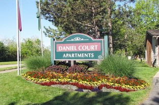 Daniel Court Apartments