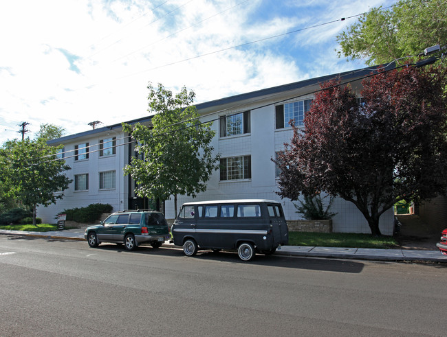 JONES 1140 in Reno, NV - Foto de edificio - Building Photo