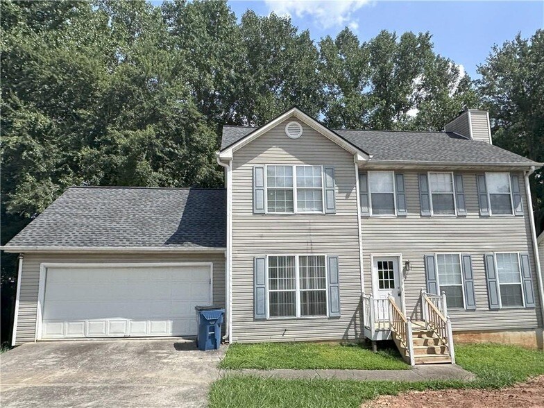 714 Fernstone Trail in Lawrenceville, GA - Building Photo