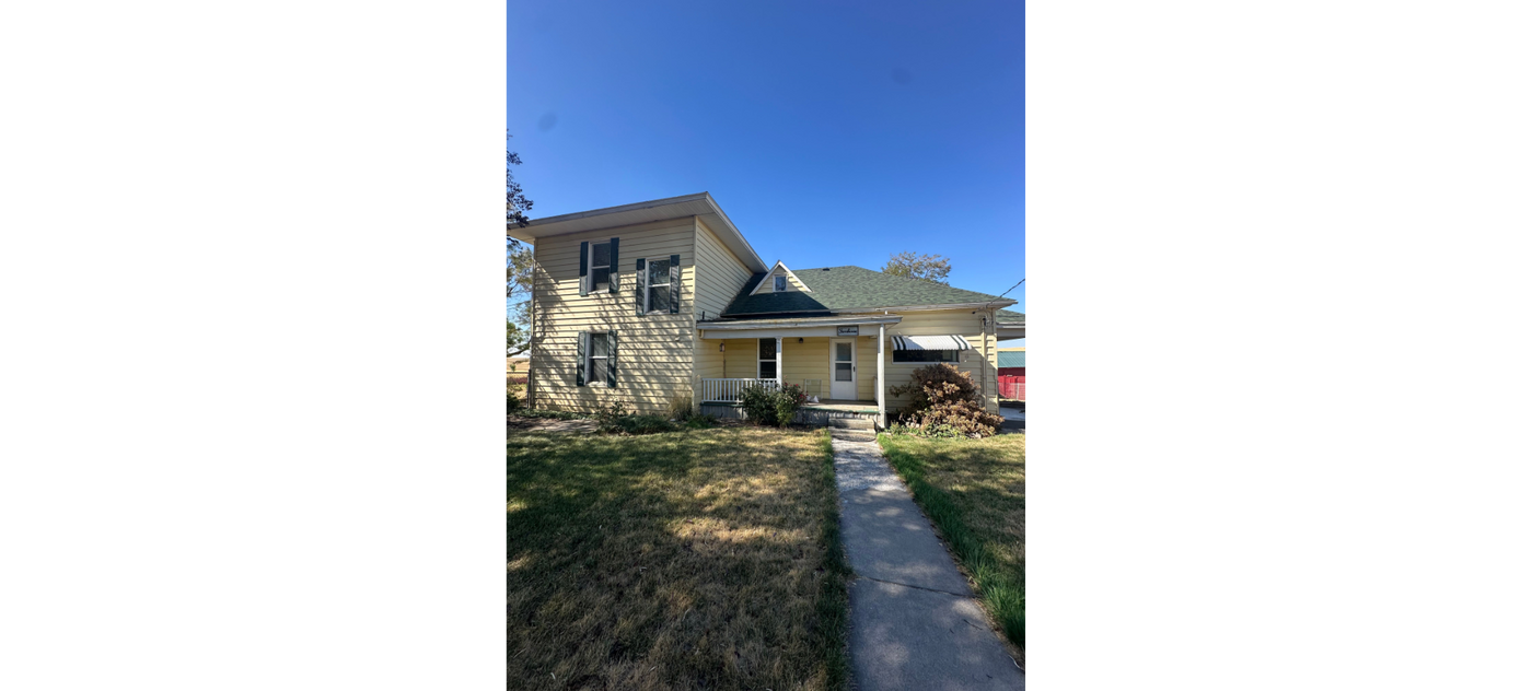 46627 Koebcke Rd in Pendleton, OR - Building Photo