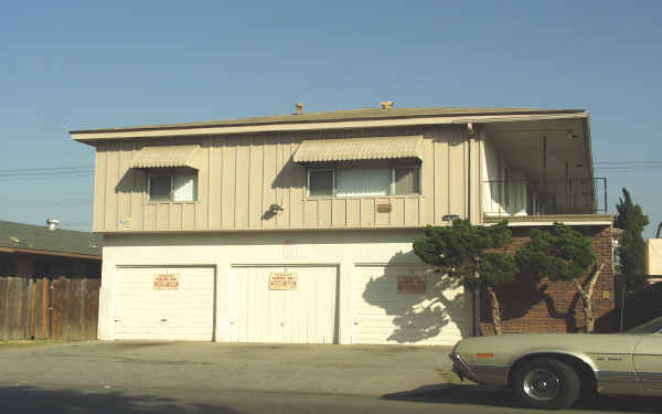 1834 Pine in Long Beach, CA - Foto de edificio - Building Photo