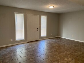 25 Rossfield Cv, Unit L in Jackson, TN - Building Photo - Building Photo