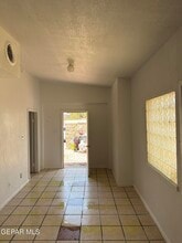 2920 Myles St in El Paso, TX - Building Photo - Building Photo