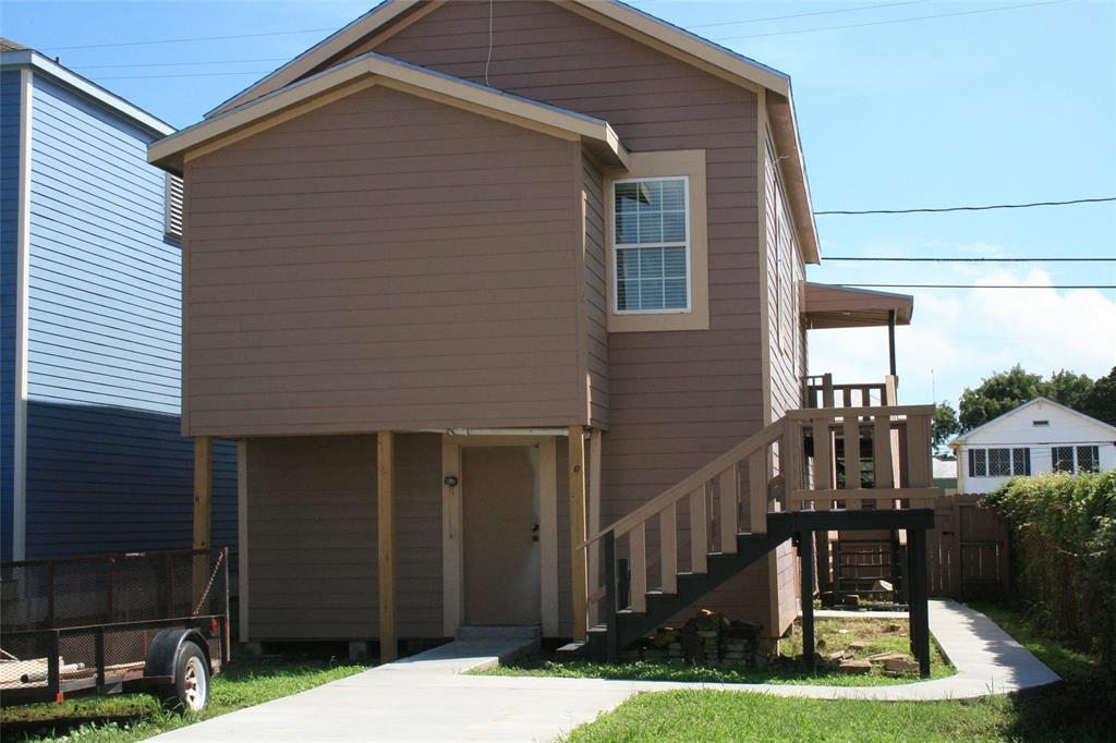 3005 Avenue M 1/2 in Galveston, TX - Building Photo