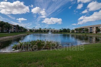 1840 Florida Club Cir in Naples, FL - Foto de edificio - Building Photo